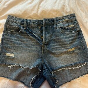 Hidden denim shorts